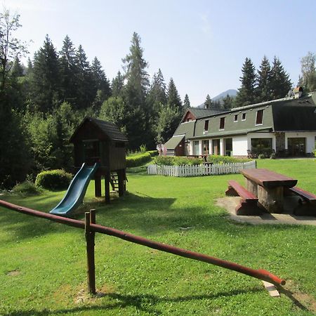 Penzion Pod Dobakom Lazisko Buitenkant foto